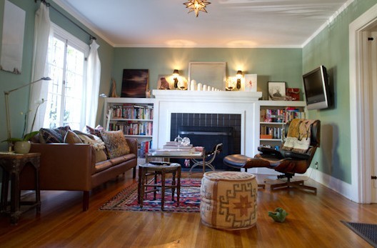 現(xiàn)代簡(jiǎn)約家具裝修 伊姆斯躺椅