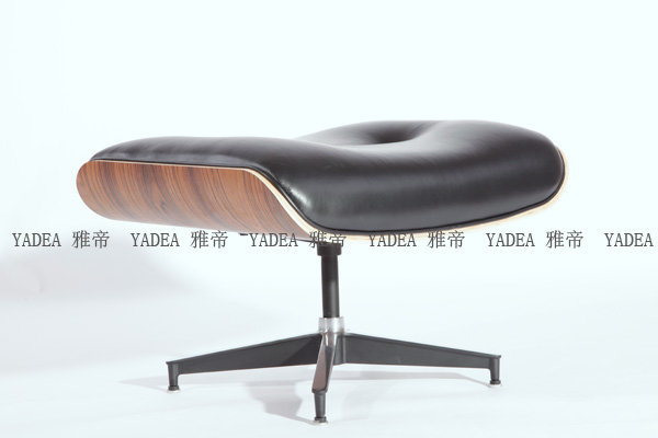 酸枝木貼皮的伊姆斯休閑椅(Palisander Eames Lounge Chair)