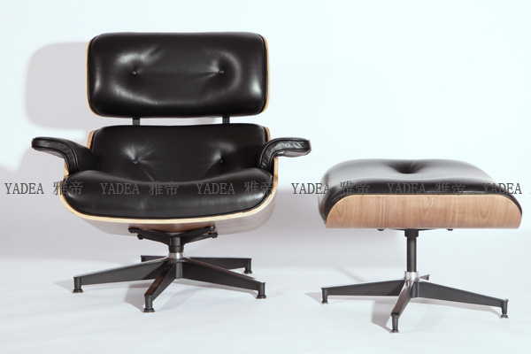 赫曼米勒版本的伊姆斯休閑椅(Eames Lounge Chair—Herman Miller Version)