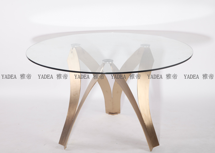 金色不銹鋼餐桌