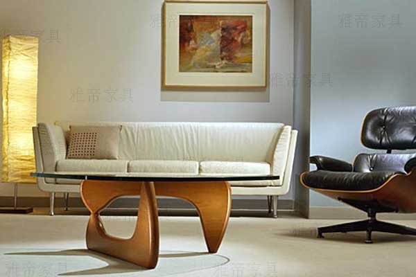 <a href='http://m.yunguzhai.cn/Products/EamesLoungeChair.html' class='keys' title='點(diǎn)擊查看關(guān)于伊姆斯休閑椅的相關(guān)信息' target='_blank'>伊姆斯休閑椅</a>