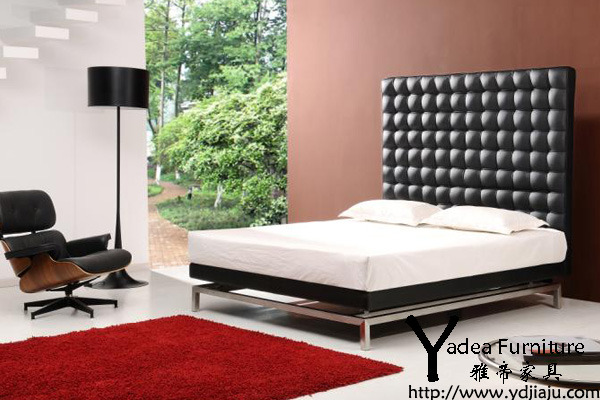 伊姆斯休閑椅（Eames Lounge Chair）