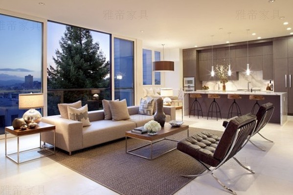 深棕色巴塞羅那椅子(Barcelona Chair In Dark Brown Leather)