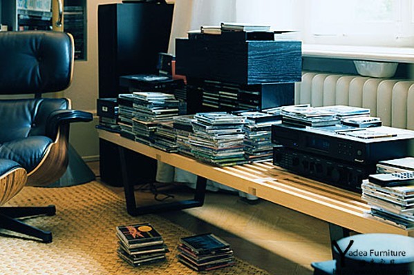 Nelson Platform Bench