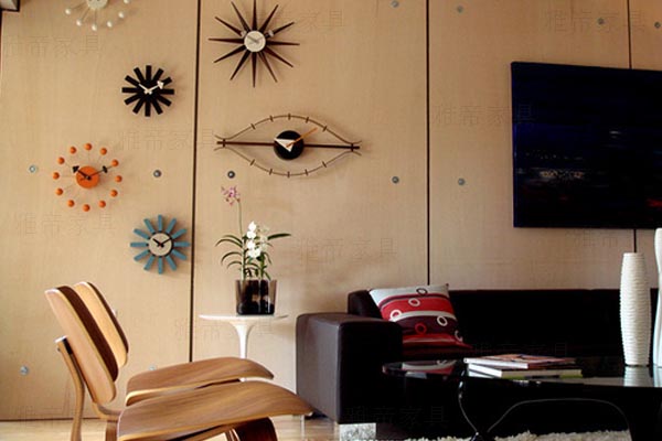 伊姆斯曲木休閑椅子(Eames Molded Plywood Lounge Chair) 伊姆斯曲木休閑椅子(Eames Molded Plywood Lounge Chair)