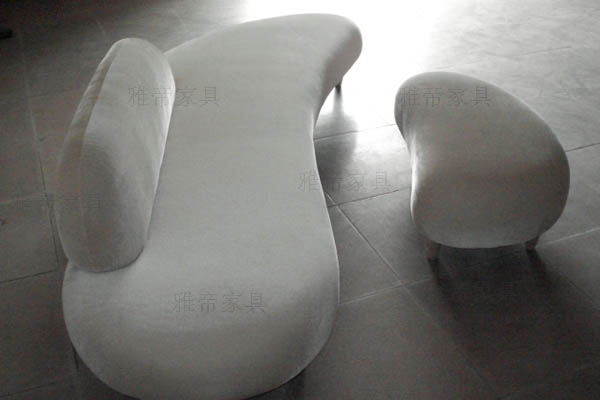 鵝卵石沙發(fā)(Isamu Noguchi Freeform Sofa) 鵝卵石沙發(fā)(Isamu Noguchi Freeform Sofa)