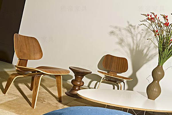 伊姆斯橢圓形桌子(Elipse Table) 伊姆斯橢圓形桌子(Elipse Table)