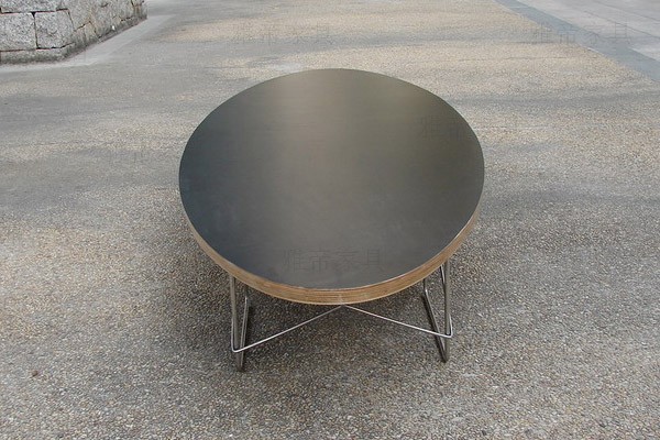 伊姆斯橢圓形桌子(Elipse Table) 伊姆斯橢圓形桌子(Elipse Table)