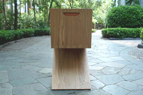 Z字形休閑椅子(Zig Zag Chair) Z字形休閑椅子(Zig Zag Chair)