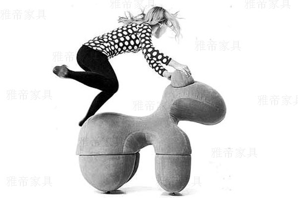 小馬椅(Pony Chair)