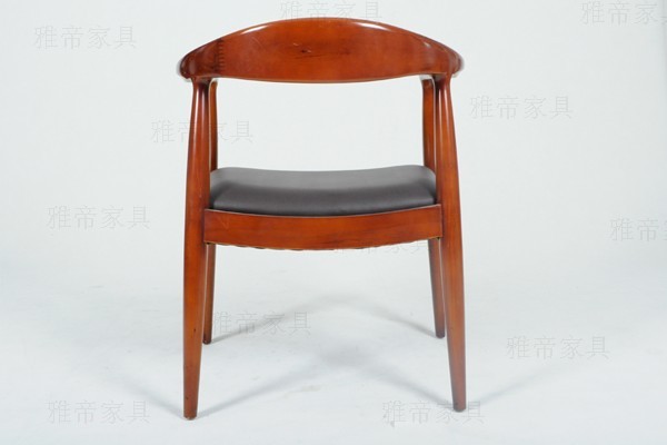 韋格納實木扶手椅（Juliana Armchair）