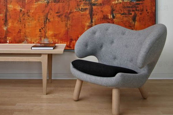 塘鵝椅(Pelican Chair)