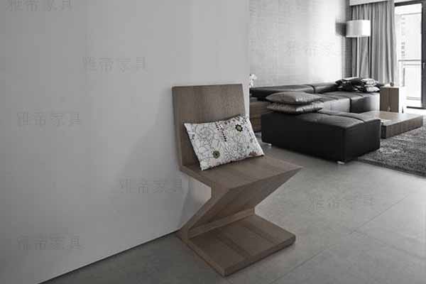 Z字形休閑椅子(Zig Zag Chair) Z字形休閑椅子(Zig Zag Chair)