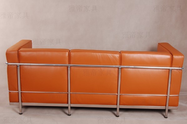 柯布西耶設(shè)計(jì)的沙發(fā) Le Corbusier Sofa Lc3