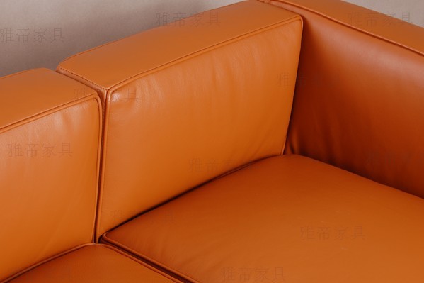 柯布西耶設(shè)計(jì)的沙發(fā) Le Corbusier Sofa Lc3