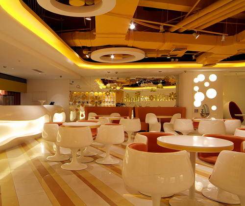 上海廣場(chǎng)家具工程