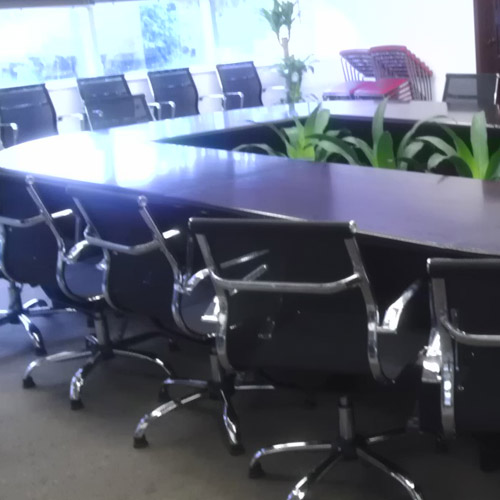 辦公室工程案例:新樂汽車集團公司