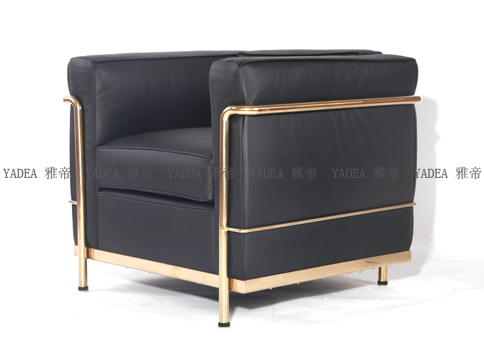 現(xiàn)代沙發(fā)